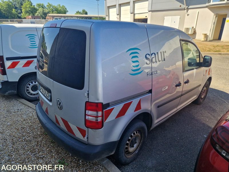 VOLKSWAGEN CADDY - CF413ZS - 2011 / 388 148 KM - Малък ван: снимка 3 VOLKSWAGEN CADDY - CF413ZS - 2011 / 388 148 KM - Малък ван: снимка 3
