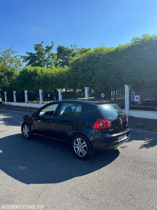 VOLKSWAGEN GOLF V 2.0 140 TDI - 210 000 KM - 2007 - Лек автомобил: снимка 2 VOLKSWAGEN GOLF V 2.0 140 TDI - 210 000 KM - 2007 - Лек автомобил: снимка 2