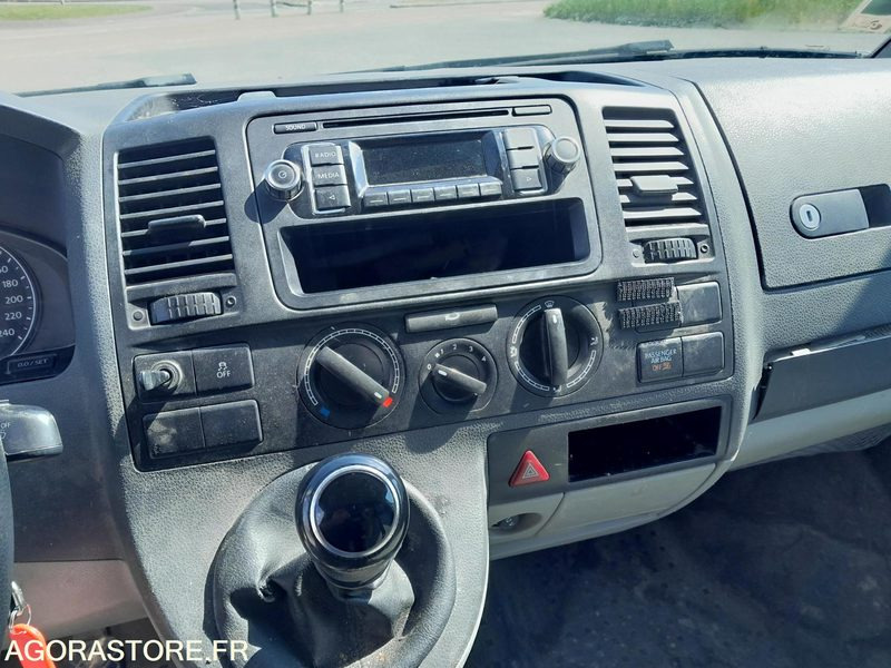 VW TRANSPORTER L2H3 4X4 DT-048-CA - Товарен бус: снимка 4 VW TRANSPORTER L2H3 4X4 DT-048-CA - Товарен бус: снимка 4