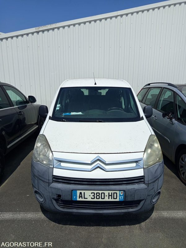 Véhicule utilitaire CITROËN Berlingo - Малък ван: снимка 1 Véhicule utilitaire CITROËN Berlingo - Малък ван: снимка 1