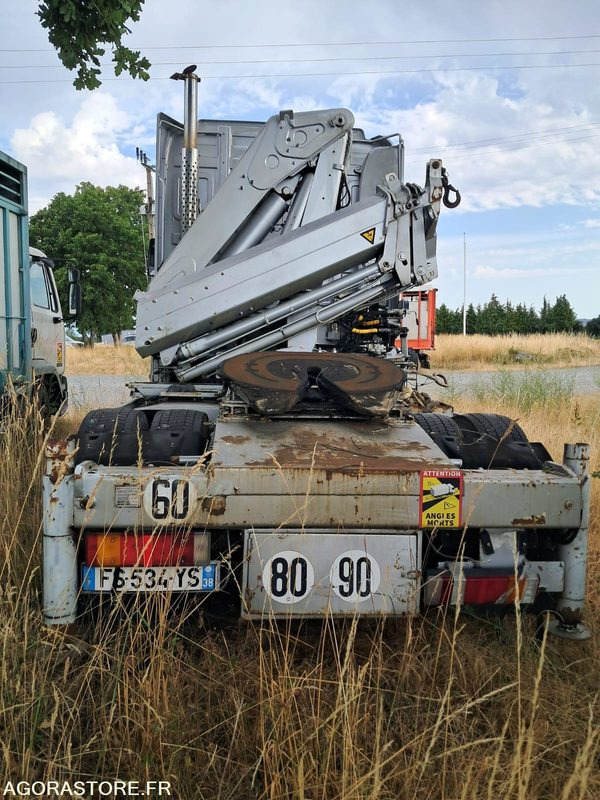 Camion AE Renault équipé grue - Влекач: снимка 1 Camion AE Renault équipé grue - Влекач: снимка 1