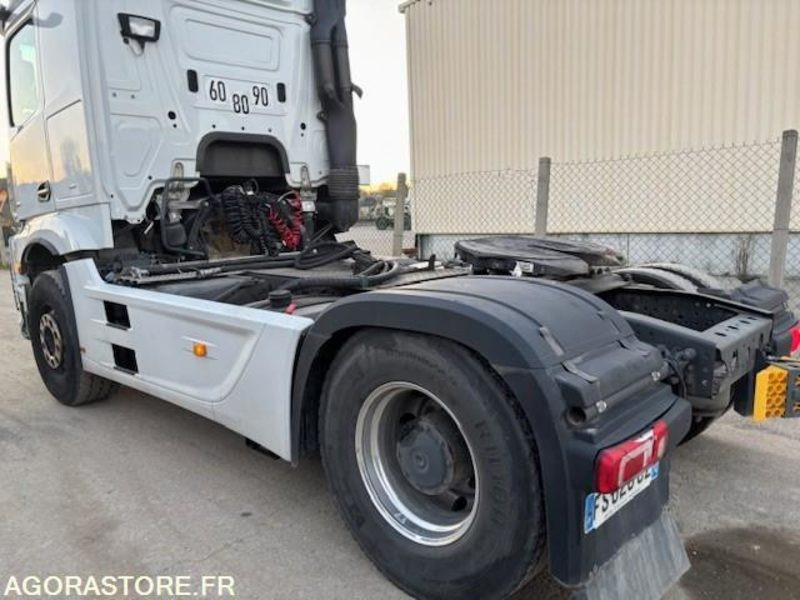 TRACTEUR 4X2 MERCEDES ACTROS 1853 2020 430 000 KM - Влекач: снимка 4 TRACTEUR 4X2 MERCEDES ACTROS 1853 2020 430 000 KM - Влекач: снимка 4