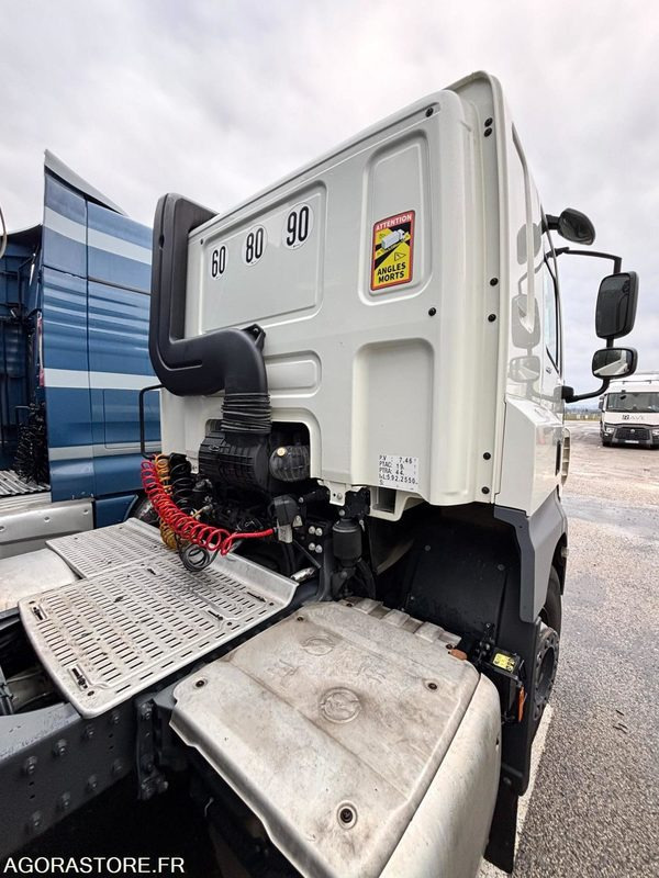 TRACTEUR DAF CF480 - 2018 - 438695 kms (41406) - Влекач: снимка 3 TRACTEUR DAF CF480 - 2018 - 438695 kms (41406) - Влекач: снимка 3