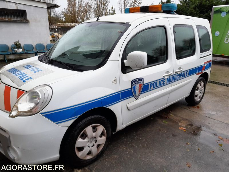 Voiture Renault Kangoo Expression dCi90, 2012 - 196968KM - Малък ван: снимка 2 Voiture Renault Kangoo Expression dCi90, 2012 - 196968KM - Малък ван: снимка 2