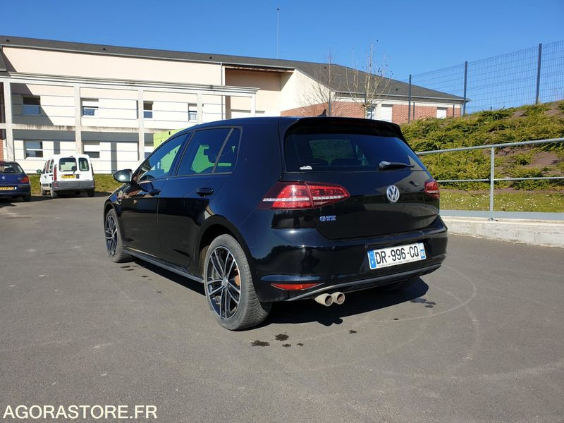 Volkswagen GOLF GTE 1.4 TSI - Лек автомобил: снимка 2 Volkswagen GOLF GTE 1.4 TSI - Лек автомобил: снимка 2