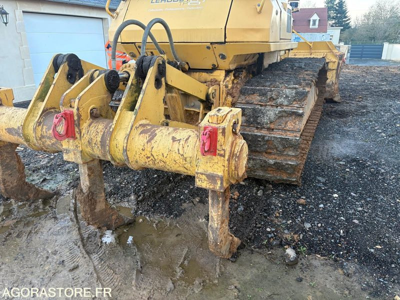 Булдозер bull komatsu d61exl-12 - 2001 - 11 258h: снимка 6 Булдозер bull komatsu d61exl-12 - 2001 - 11 258h: снимка 6