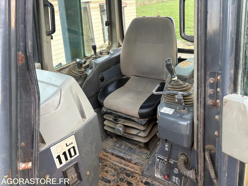 Булдозер bull komatsu d61exl-12 - 2001 - 11 258h: снимка 7 Булдозер bull komatsu d61exl-12 - 2001 - 11 258h: снимка 7