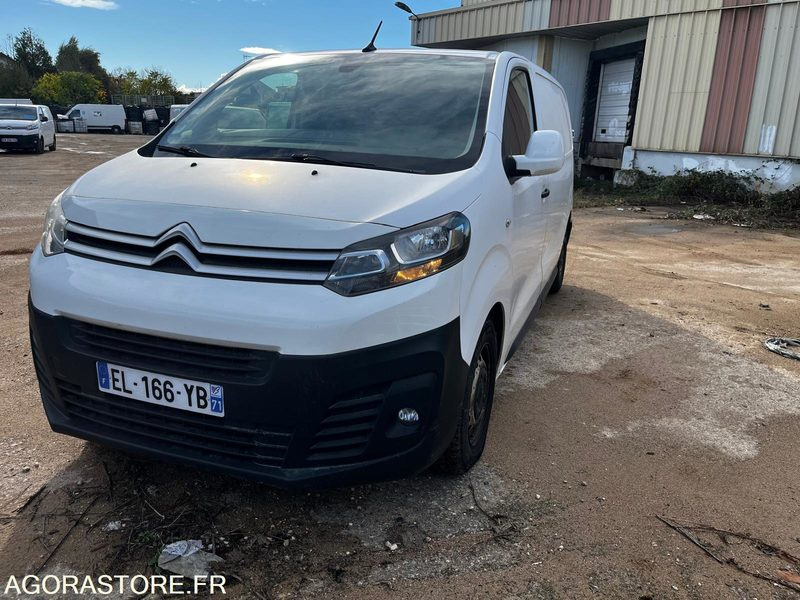 Citroen jumpy 2017 1.6hdi 341000km - Товарен бус: снимка 5 Citroen jumpy 2017 1.6hdi 341000km - Товарен бус: снимка 5