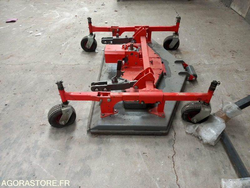 Coupe de tondeuse mulchng Morgneux TMC 150 fixation Kubota - Косачка за трева: снимка 2 Coupe de tondeuse mulchng Morgneux TMC 150 fixation Kubota - Косачка за трева: снимка 2