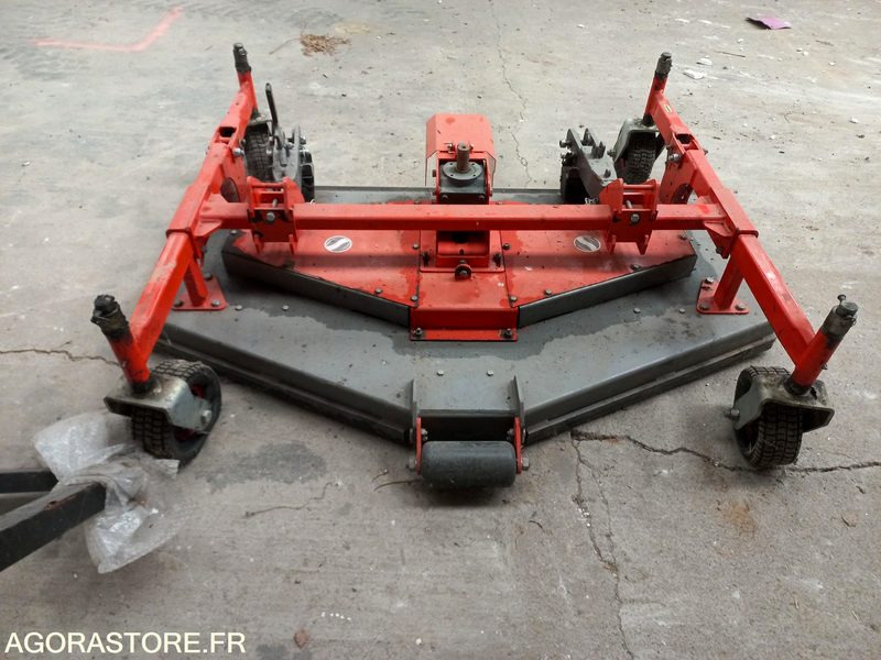 Coupe de tondeuse mulchng Morgneux TMC 150 fixation Kubota - Косачка за трева: снимка 3 Coupe de tondeuse mulchng Morgneux TMC 150 fixation Kubota - Косачка за трева: снимка 3