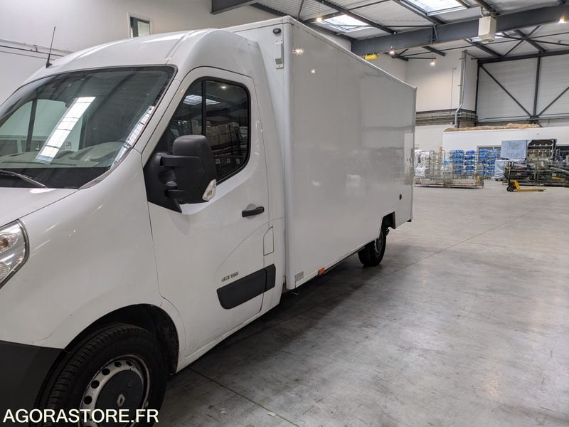 Fourgon - renault - master - 2011 - 271346 - BS864RY - Товарен бус: снимка 4 Fourgon - renault - master - 2011 - 271346 - BS864RY - Товарен бус: снимка 4