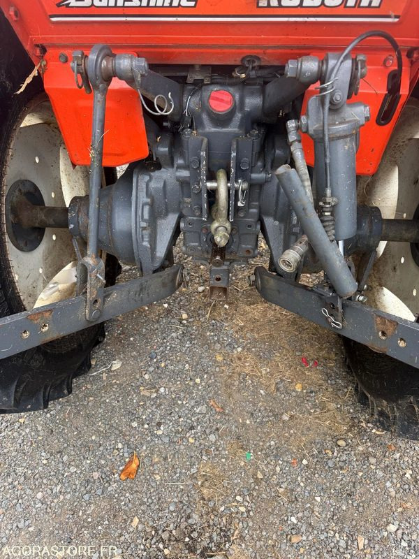 Micro tracteur kubota - Малък трактор: снимка 2 Micro tracteur kubota - Малък трактор: снимка 2