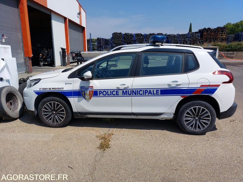 Peugeot 2008 police municipale - Джип: снимка 1 Peugeot 2008 police municipale - Джип: снимка 1