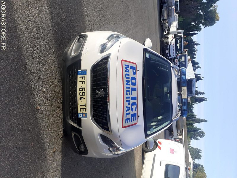 Peugeot 2008 police municipale - Джип: снимка 3 Peugeot 2008 police municipale - Джип: снимка 3