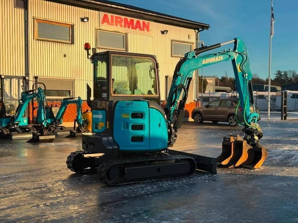 Airman AX 38 U-6 A - Мини багер: снимка 3 Airman AX 38 U-6 A - Мини багер: снимка 3