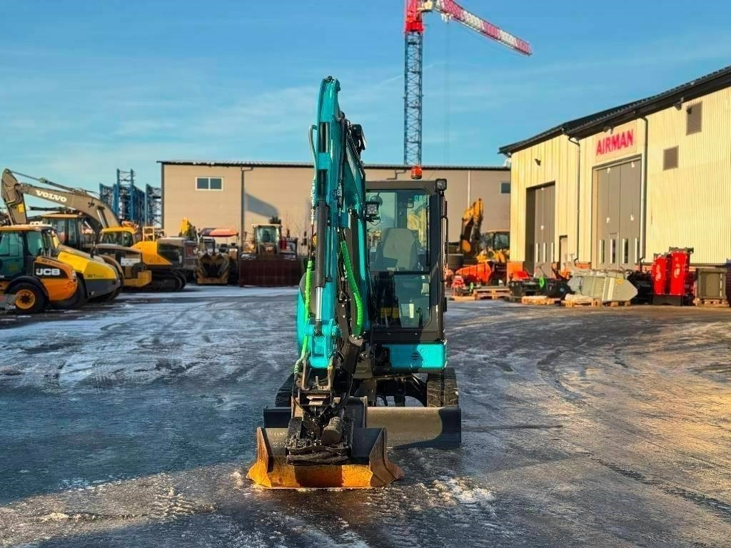 Airman AX 38 U-6 A - Мини багер: снимка 2 Airman AX 38 U-6 A - Мини багер: снимка 2