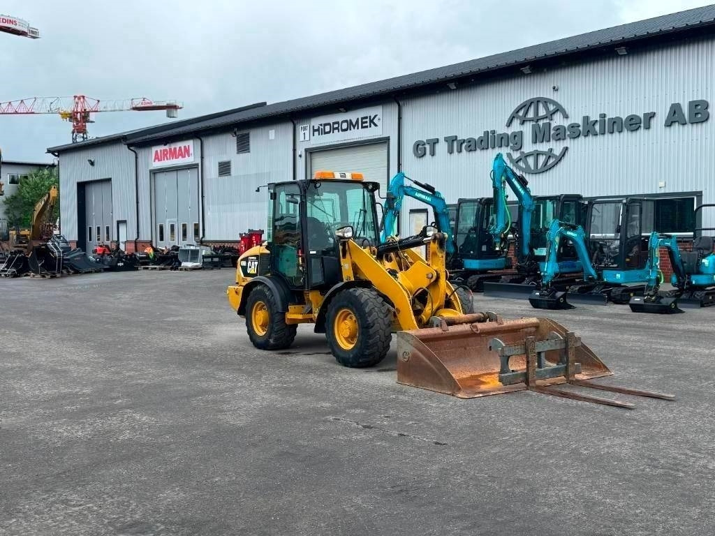 CAT 906 H - Колесен товарач: снимка 4 CAT 906 H - Колесен товарач: снимка 4