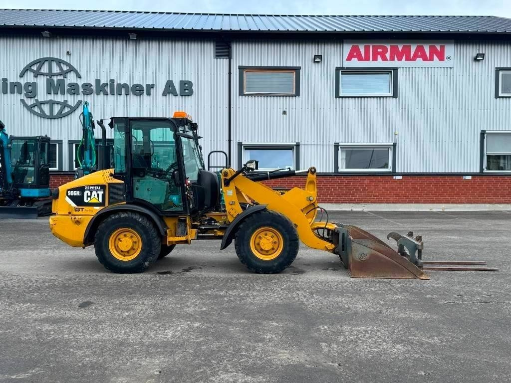 CAT 906 H - Колесен товарач: снимка 1 CAT 906 H - Колесен товарач: снимка 1