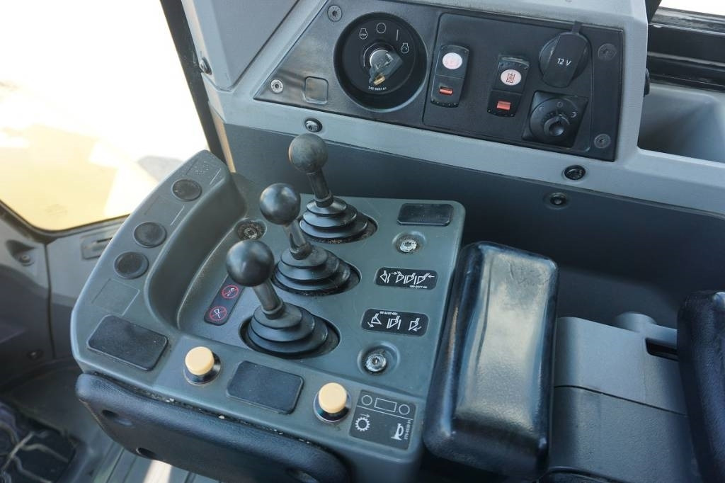 Лизинг на CAT 972 K  CAT 972 K: снимка 17