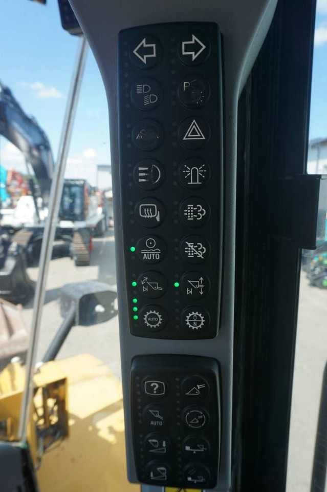Колесен товарач CAT 972 K: снимка 20