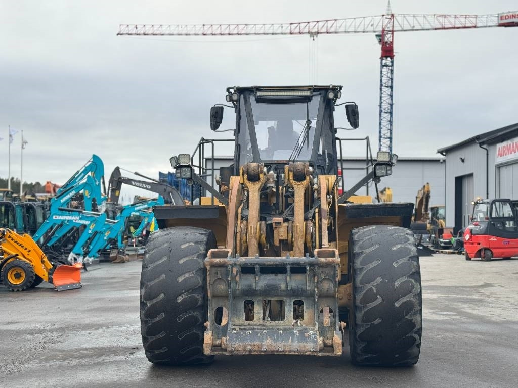 CAT 980 M - Колесен товарач: снимка 2 CAT 980 M - Колесен товарач: снимка 2