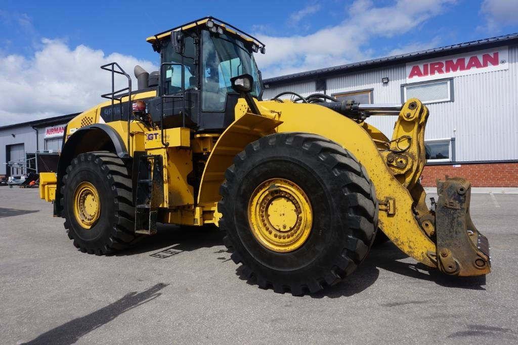 CAT 980M - Колесен товарач: снимка 5 CAT 980M - Колесен товарач: снимка 5