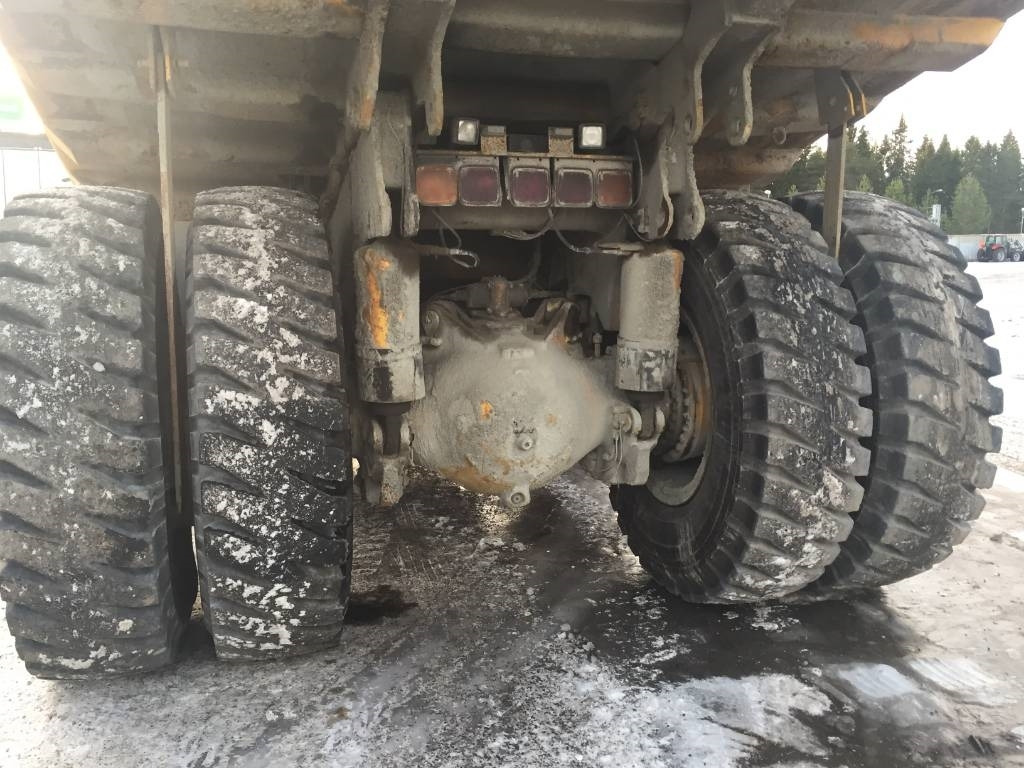 Komatsu HD 405-6 - Кариерен самосвал: снимка 5 Komatsu HD 405-6 - Кариерен самосвал: снимка 5