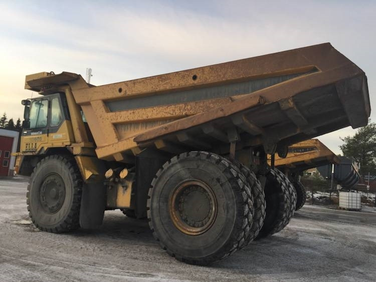 Komatsu HD 605-5 - Кариерен самосвал: снимка 2 Komatsu HD 605-5 - Кариерен самосвал: снимка 2