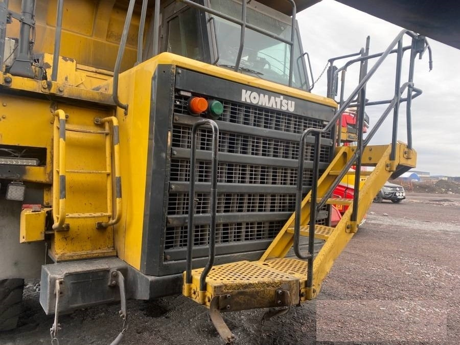 Komatsu HD405-7 - Кариерен самосвал: снимка 4 Komatsu HD405-7 - Кариерен самосвал: снимка 4