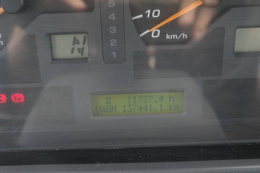 Съчленен самосвал Komatsu HM 300-2: снимка 30