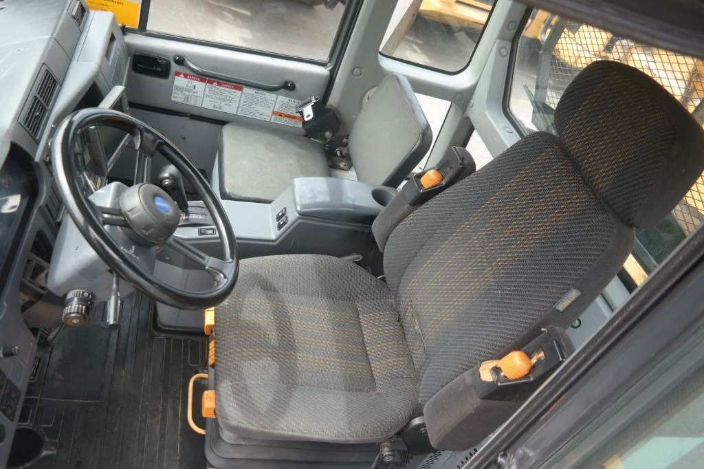 Съчленен самосвал Komatsu HM 300-2: снимка 20