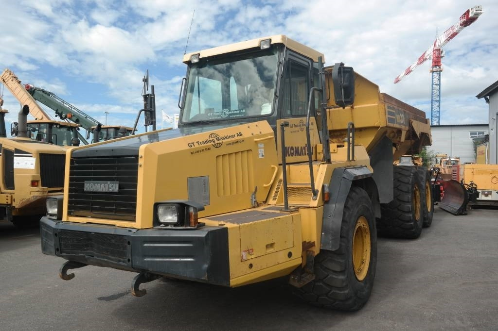 Komatsu HM 300-2 - Съчленен самосвал: снимка 3 Komatsu HM 300-2 - Съчленен самосвал: снимка 3