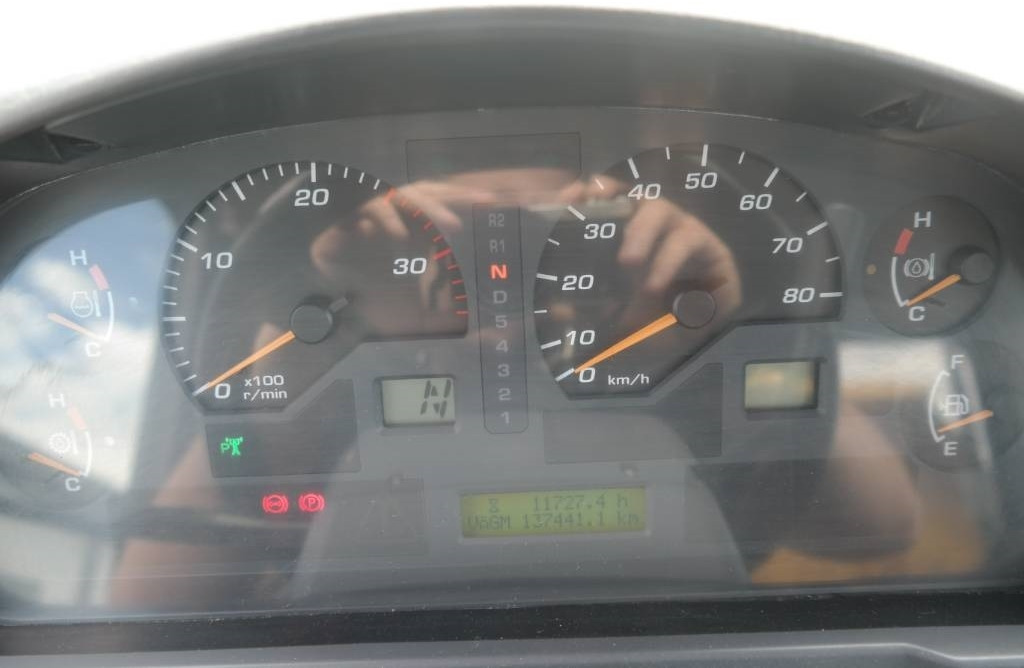 Съчленен самосвал Komatsu HM 300-2: снимка 31