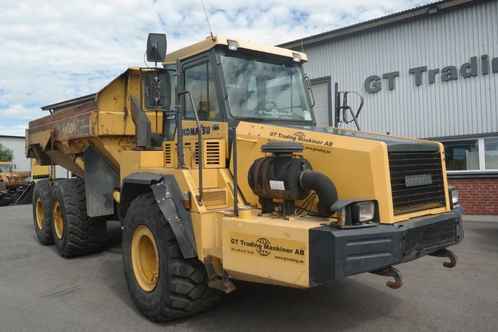 Komatsu HM300-1 - Съчленен самосвал: снимка 1 Komatsu HM300-1 - Съчленен самосвал: снимка 1