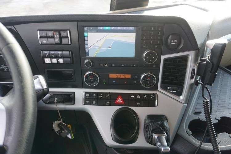Самосвал камион Mercedes-Benz Arocs: снимка 20