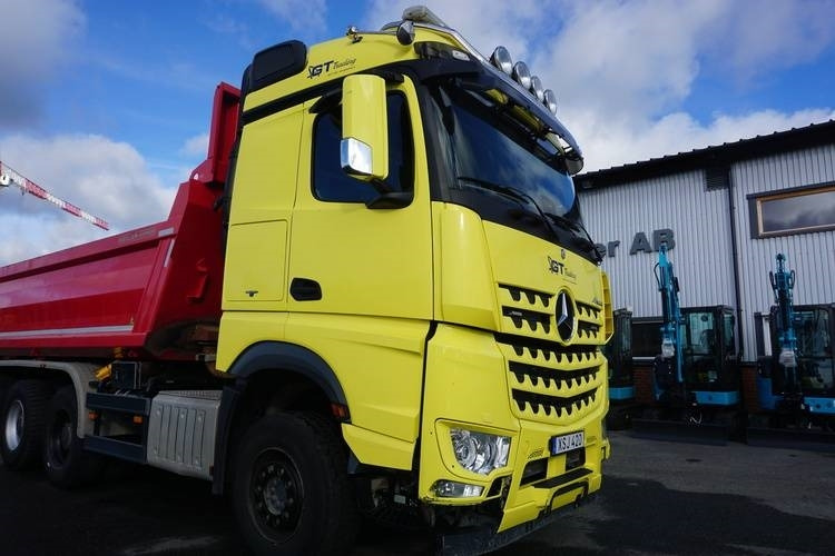 Самосвал камион Mercedes-Benz Arocs: снимка 11