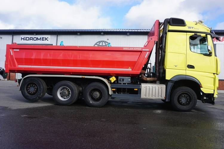Mercedes-Benz Arocs - Самосвал камион: снимка 3 Mercedes-Benz Arocs - Самосвал камион: снимка 3