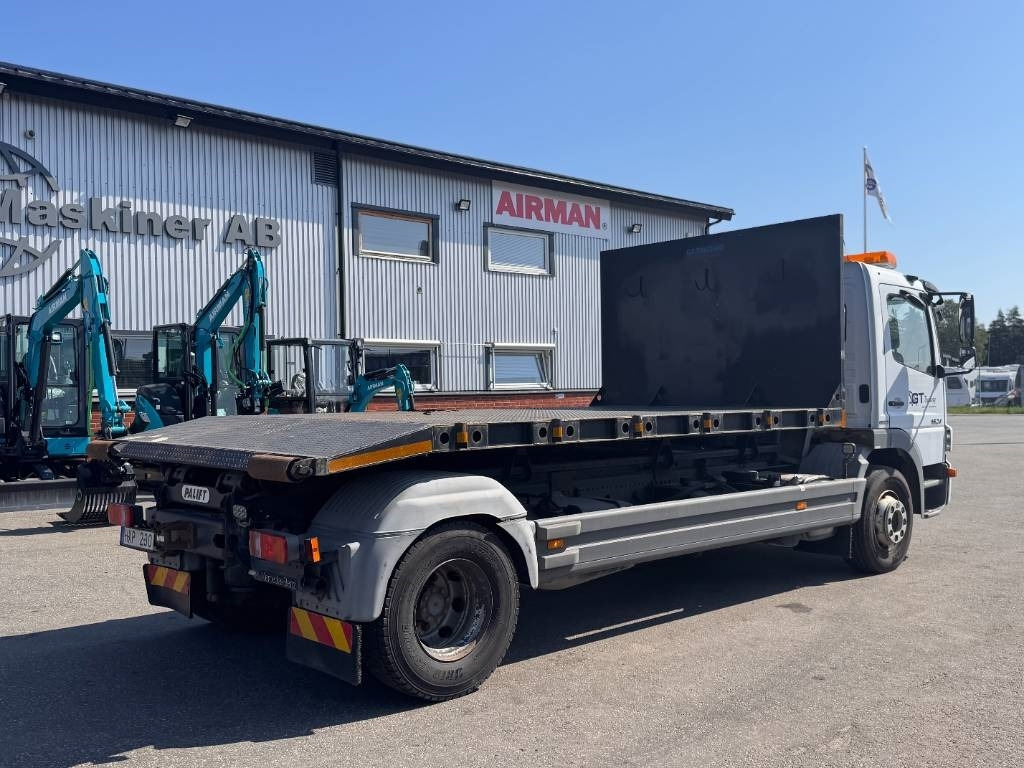 Mercedes-Benz Atego 1524 L 4X2 Växlare Pallift - Камион фургон: снимка 3 Mercedes-Benz Atego 1524 L 4X2 Växlare Pallift - Камион фургон: снимка 3