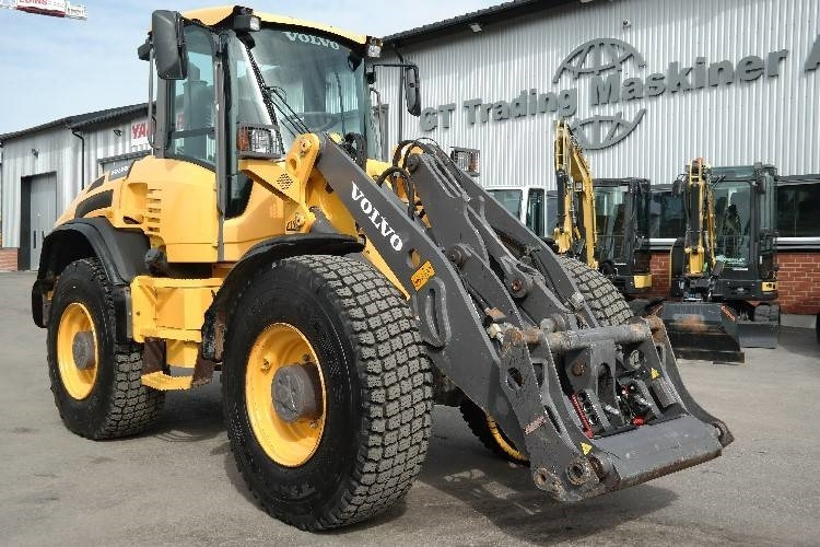 Volvo L 45 F - Колесен товарач: снимка 2 Volvo L 45 F - Колесен товарач: снимка 2