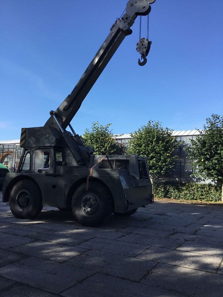 Grove Iron Fairy Saphire - Автокран: снимка 2 Grove Iron Fairy Saphire - Автокран: снимка 2