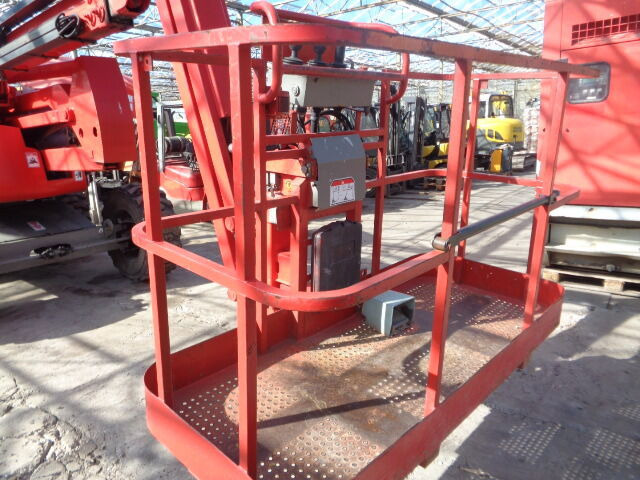 Haulotte HA16PX 4WD - Артикулираща платформа: снимка 3 Haulotte HA16PX 4WD - Артикулираща платформа: снимка 3