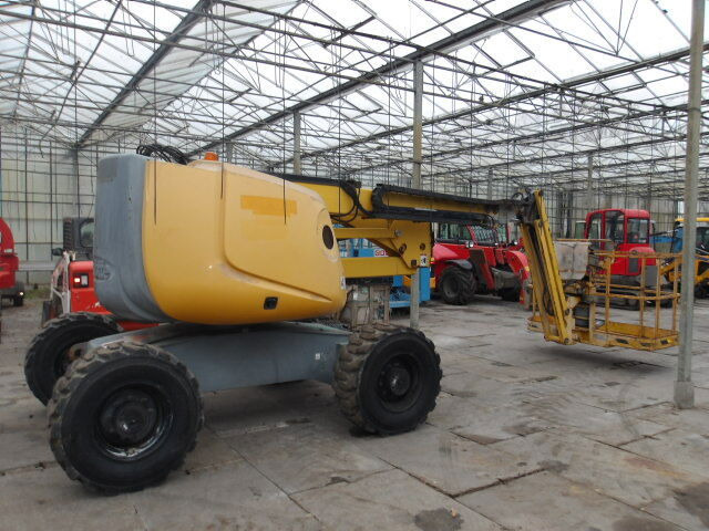 Haulotte HA16SPX 4WD - Артикулираща платформа: снимка 1 Haulotte HA16SPX 4WD - Артикулираща платформа: снимка 1