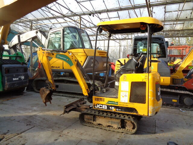 JCB 15C - Мини багер: снимка 2 JCB 15C - Мини багер: снимка 2