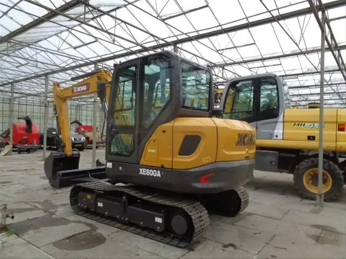 XCMG XE60GA - Верижен багер: снимка 1 XCMG XE60GA - Верижен багер: снимка 1