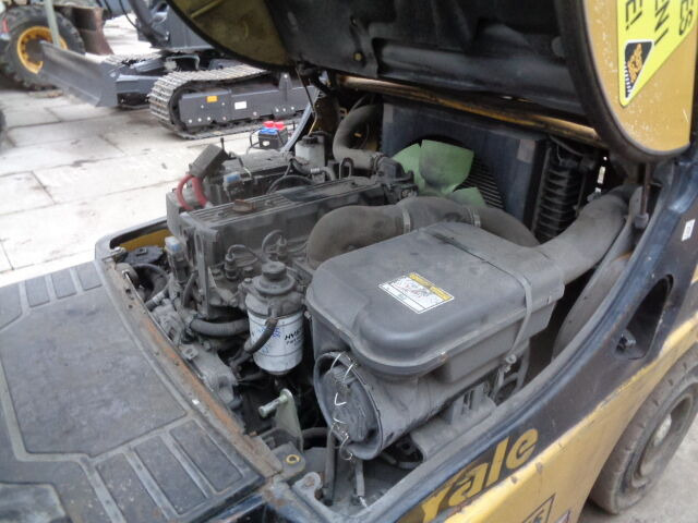 Yale GDP 35 VX - Мотокар: снимка 2 Yale GDP 35 VX - Мотокар: снимка 2