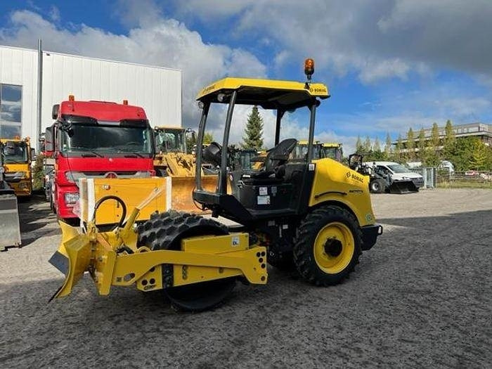 Bomag BW 124 PDH-5 - Компактор: снимка 1 Bomag BW 124 PDH-5 - Компактор: снимка 1