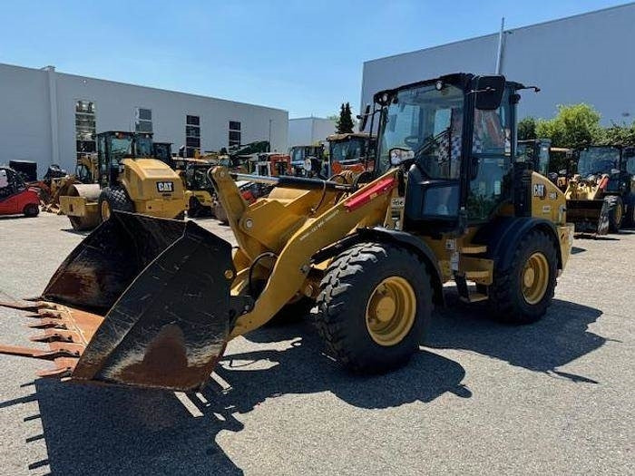 CAT 908 - Колесен товарач: снимка 4 CAT 908 - Колесен товарач: снимка 4