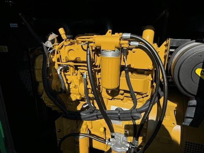 CAT DE65E3 - Електрогенератор: снимка 4 CAT DE65E3 - Електрогенератор: снимка 4