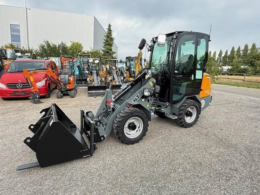 GiANT G2300 X-TRA HD  - Колесен товарач: снимка 1 GiANT G2300 X-TRA HD  - Колесен товарач: снимка 1
