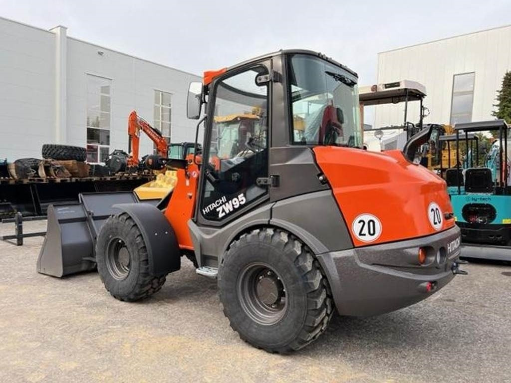 Hitachi ZW95-6C - Колесен товарач: снимка 2 Hitachi ZW95-6C - Колесен товарач: снимка 2
